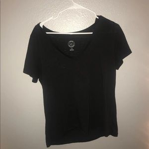 Black UO short sleeve